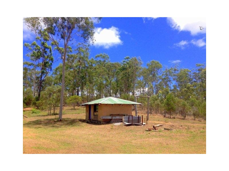 297 Cross Rd, Euleilah QLD 4674