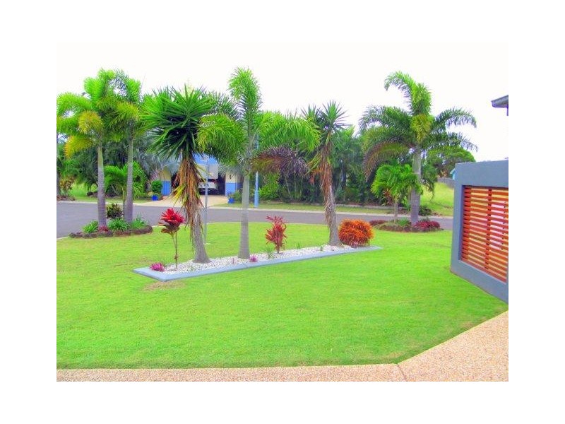 6 Waterfront Dr, Agnes Water QLD 4677