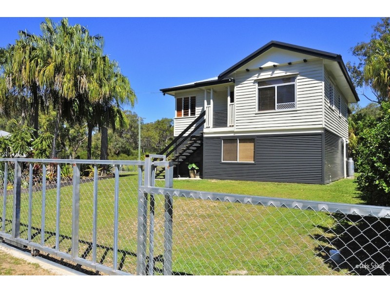 1 Cabbage Palm Dr, Agnes Water QLD 4677