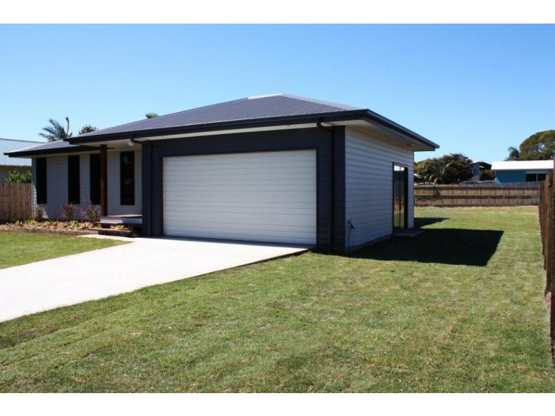 9 Waterfront Drive, Agnes Water QLD 4677