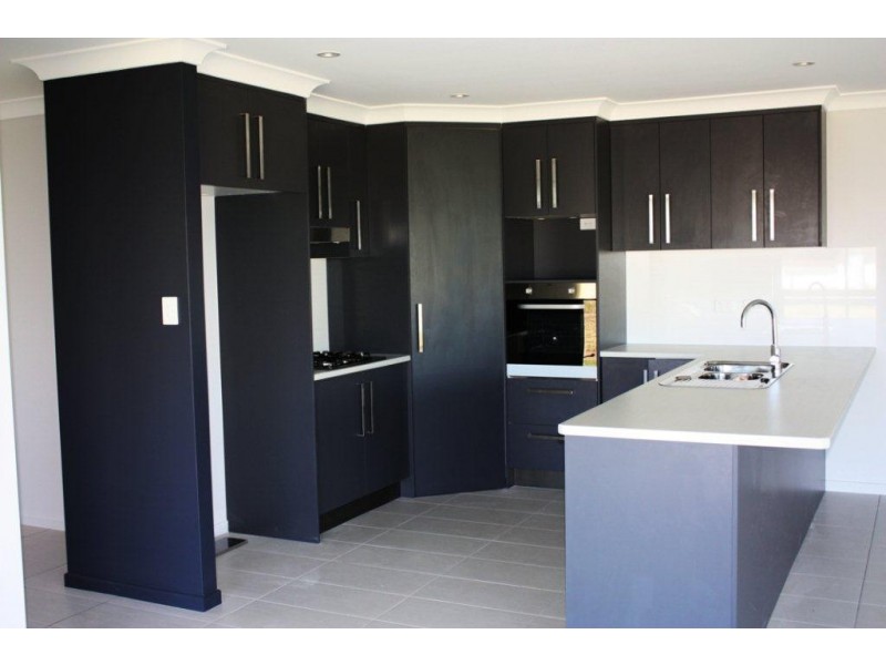 9 Waterfront Drive, Agnes Water QLD 4677