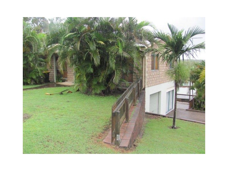 2 Woodrow Drive, Agnes Water QLD 4677