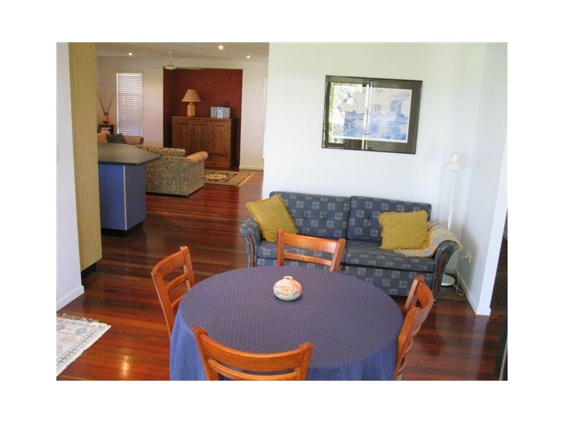2/5 Gibbons Court, Agnes Water QLD 4677
