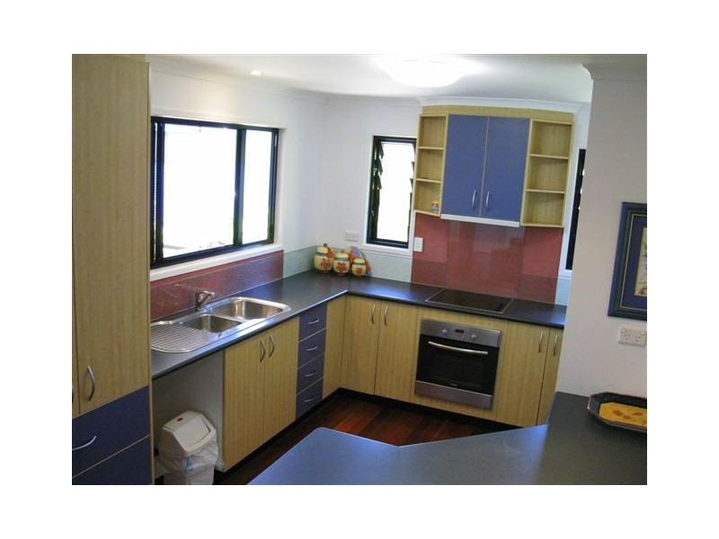 2/5 Gibbons Court, Agnes Water QLD 4677