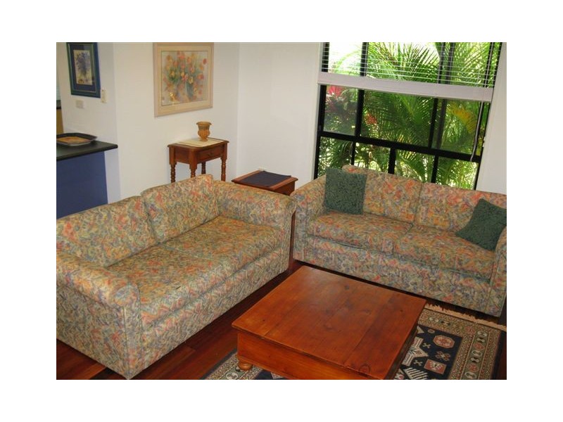 2/5 Gibbons Court, Agnes Water QLD 4677