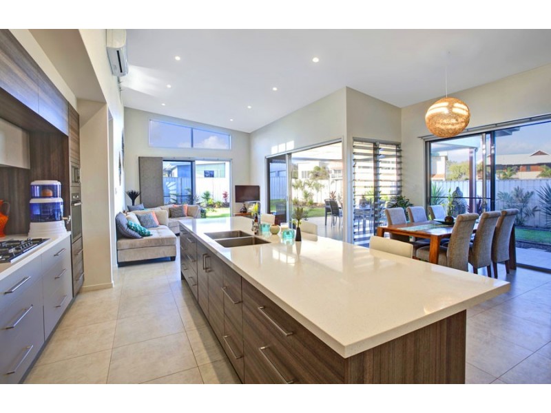 21 Atlantis Bvd, Agnes Water QLD 4677