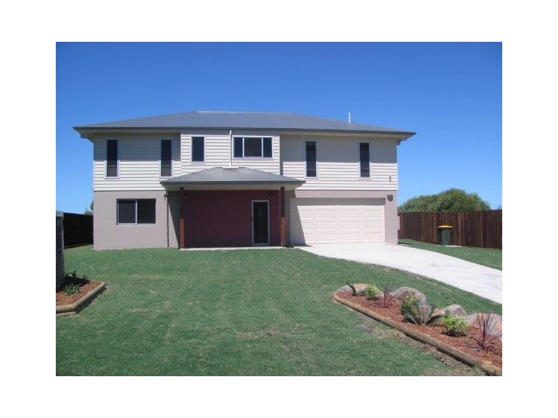 27 Waterfront Ave, Agnes Water QLD 4677