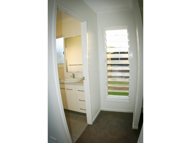 10 Beach Houses Estate Rd, Agnes Water QLD 4677