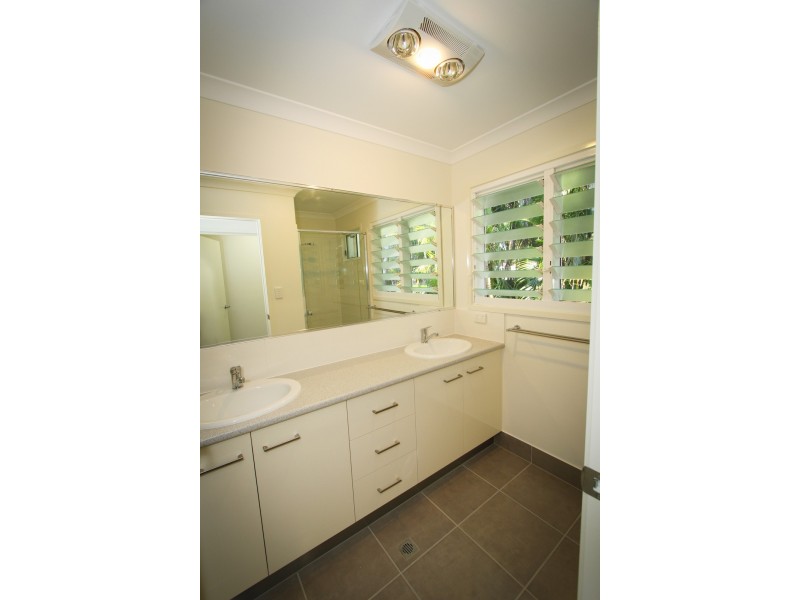 10 Beach Houses Estate Rd, Agnes Water QLD 4677