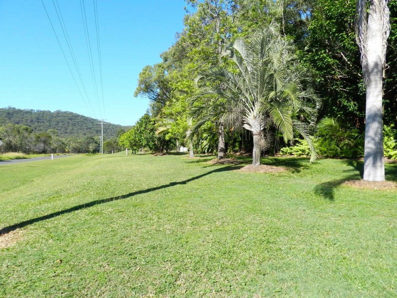 8 Watkins Rd, Agnes Water QLD 4677