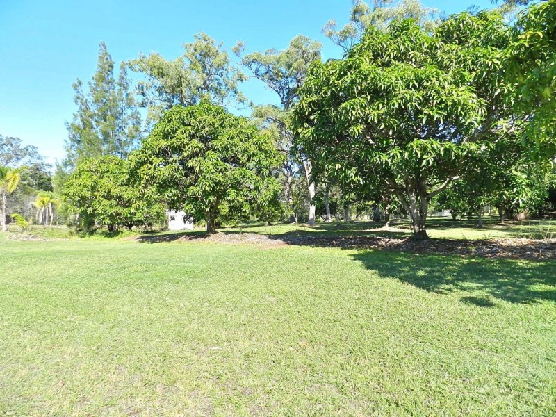 8 Watkins Rd, Agnes Water QLD 4677