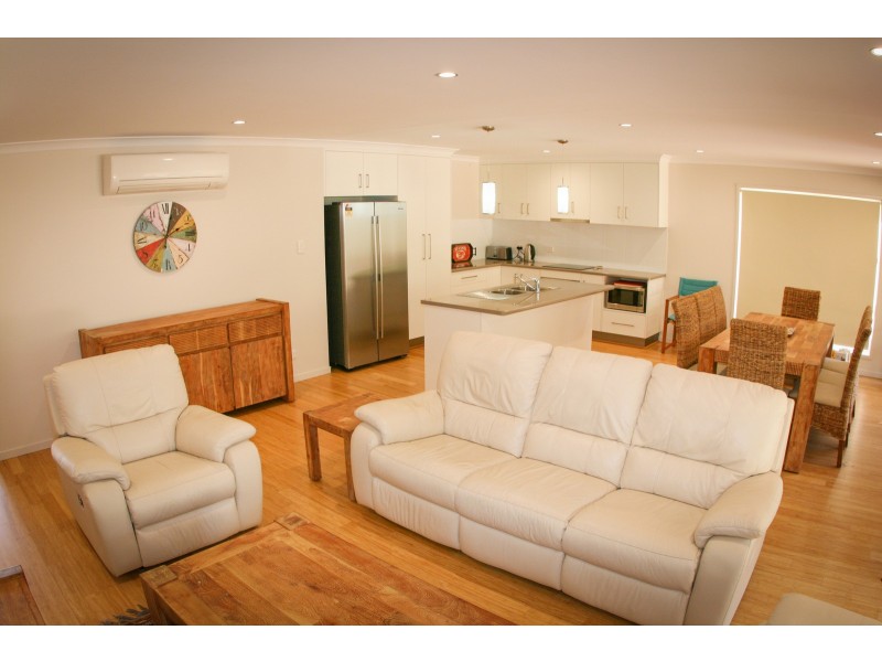 29 North Break Drive, Agnes Water QLD 4677