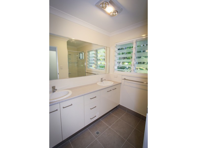 10 Beach Houses Estate Rd, Agnes Water QLD 4677