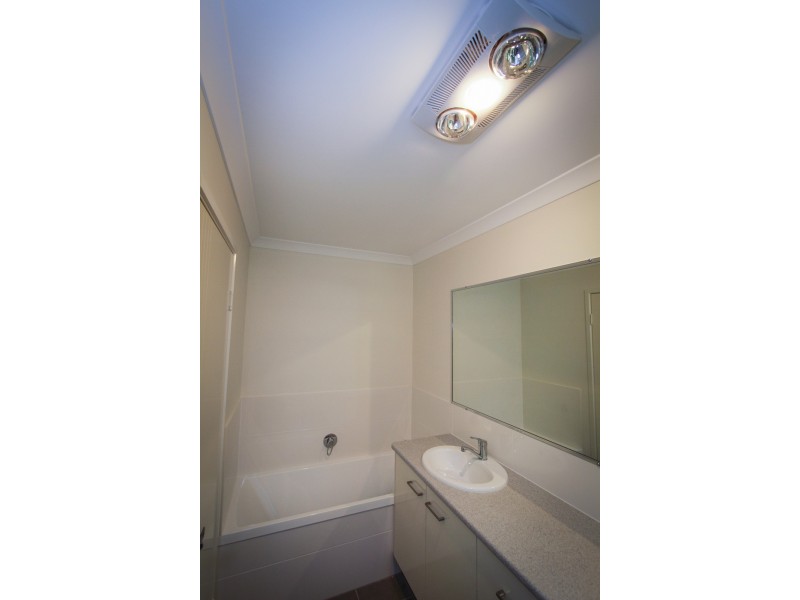 10 Beach Houses Estate Rd, Agnes Water QLD 4677