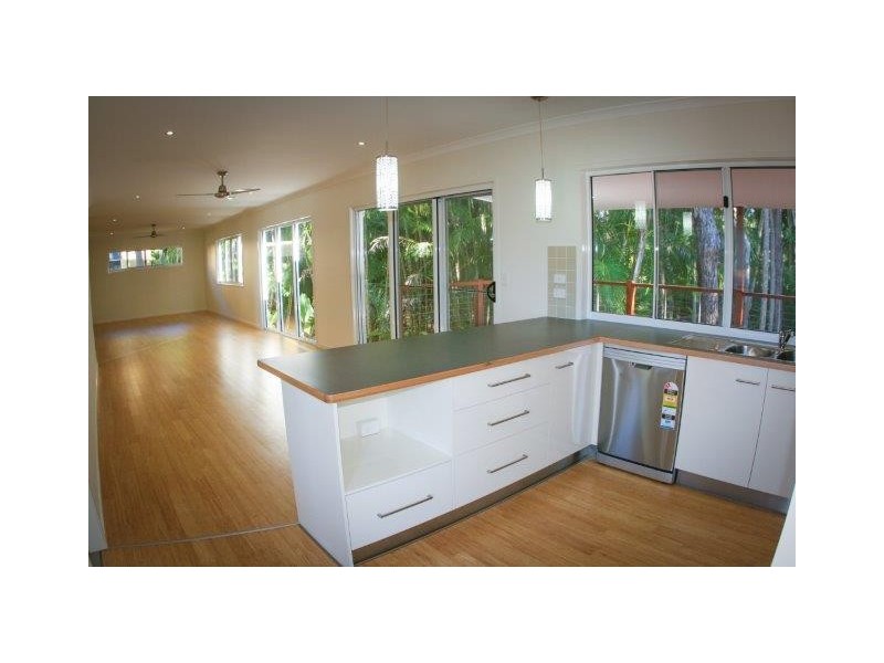 10 Beach Houses Estate Rd, Agnes Water QLD 4677