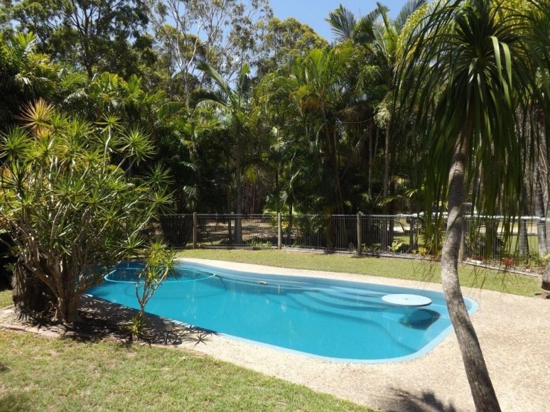 2452 Round Hill Road, Agnes Water QLD 4677