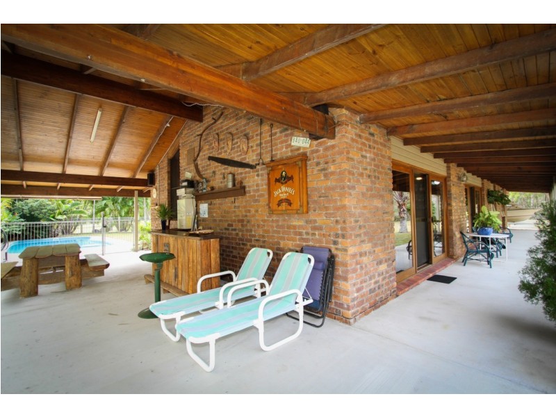 2452 Round Hill Road, Agnes Water QLD 4677