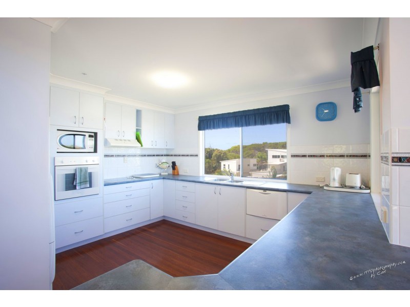6 North Break Dve, Agnes Water QLD 4677