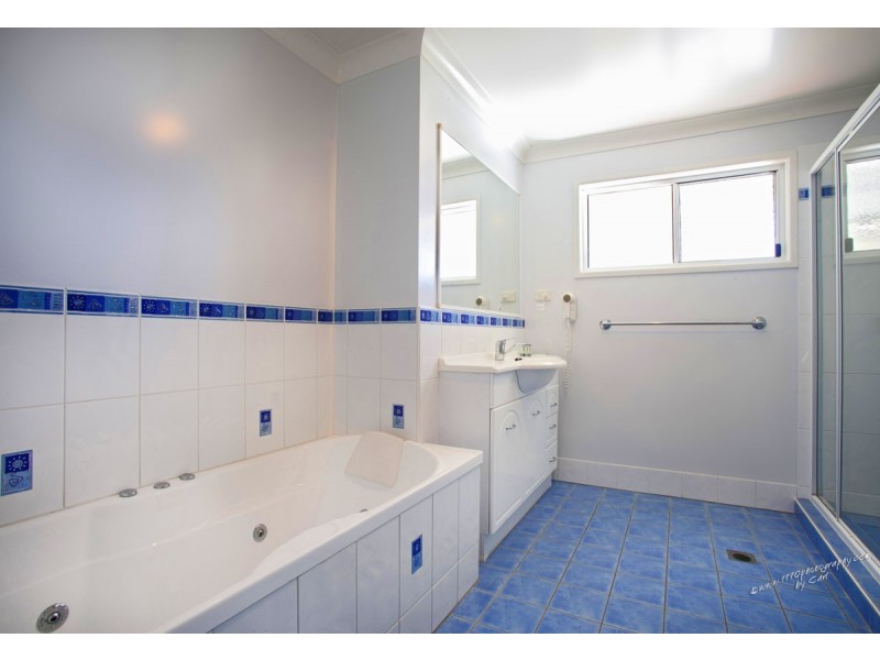 6 North Break Dve, Agnes Water QLD 4677