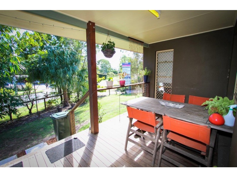 4 Agnes Street, Agnes Water QLD 4677