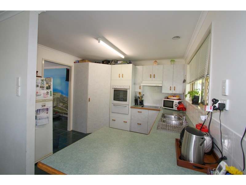 4 Agnes Street, Agnes Water QLD 4677