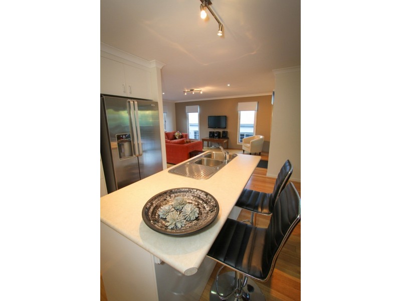 33 Palm Court, Agnes Water QLD 4677