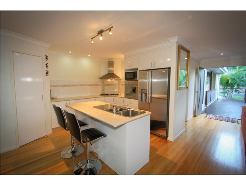 33 Palm Court, Agnes Water QLD 4677