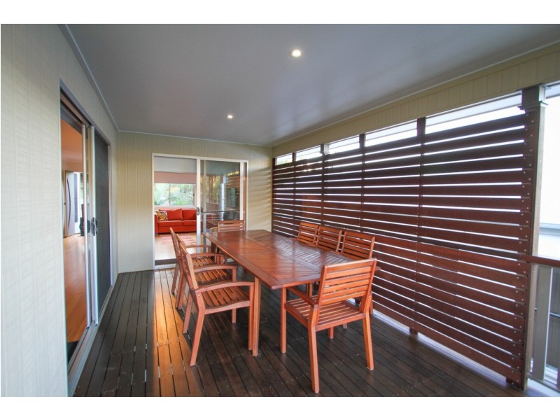 33 Palm Court, Agnes Water QLD 4677