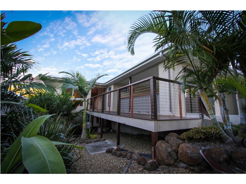 33 Palm Court, Agnes Water QLD 4677