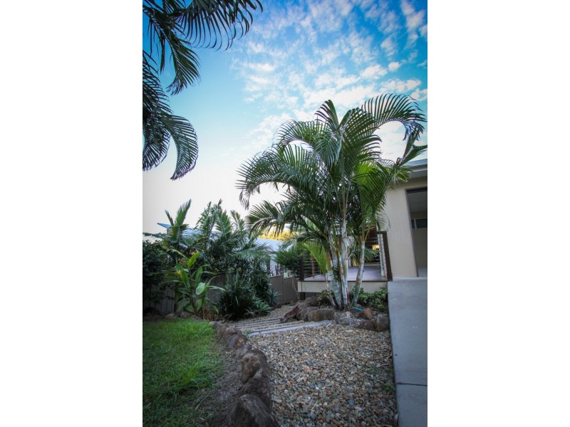 33 Palm Court, Agnes Water QLD 4677