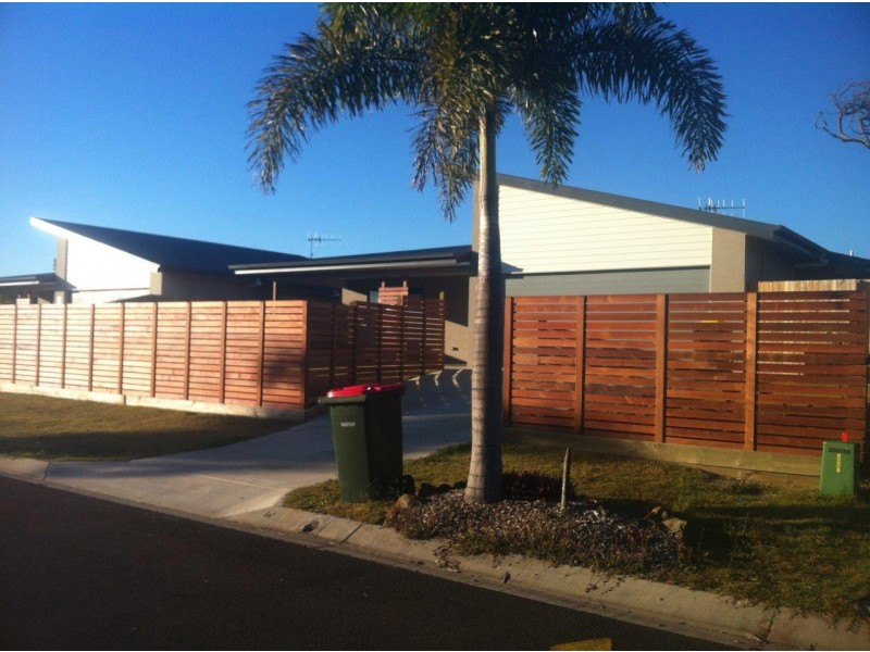 2/16 Waterfront Drive, Agnes Water QLD 4677