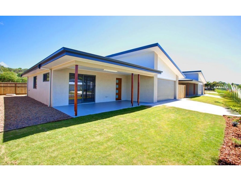 2/16 Waterfront Drive, Agnes Water QLD 4677