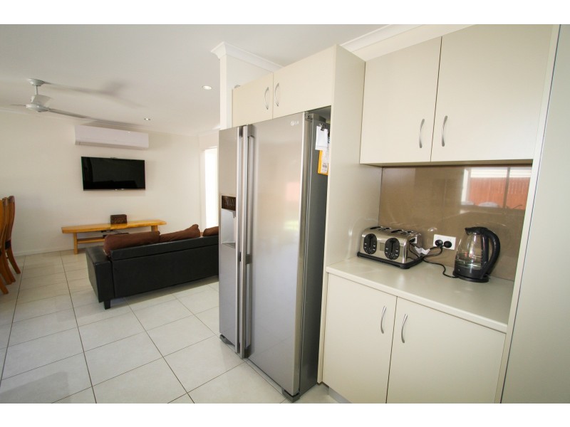 15 Joseph Banks Boulevard, Agnes Water QLD 4677