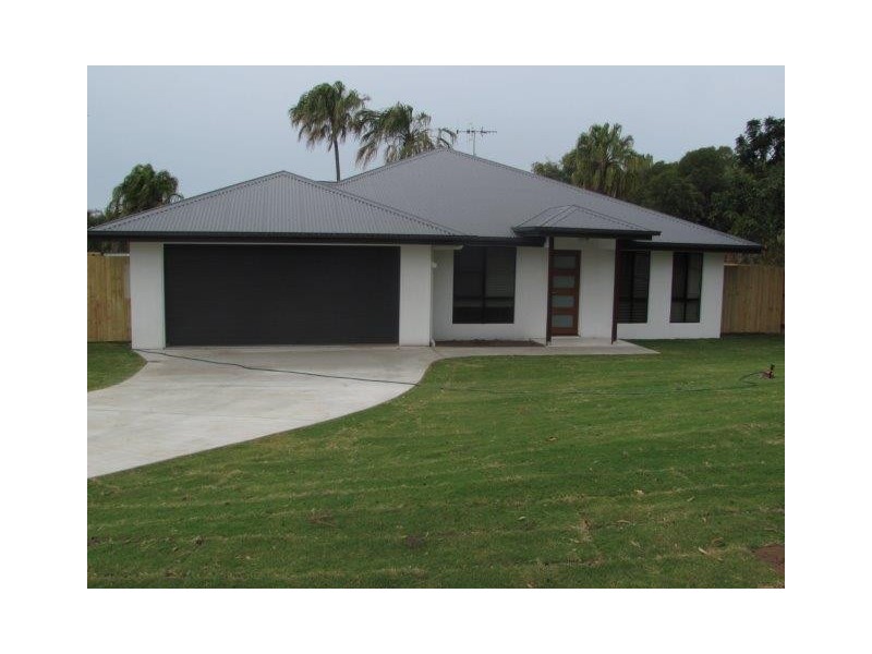 5 Seaview Close, Agnes Water QLD 4677