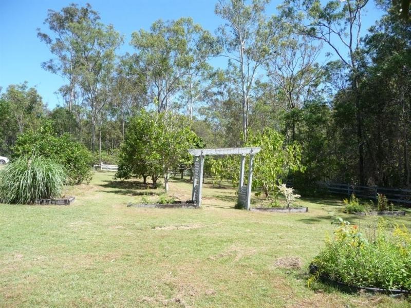 125 Creevey Drive, Captain Creek QLD 4677