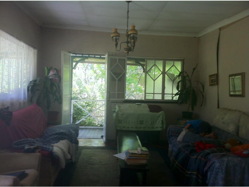 125 Creevey Drive, Captain Creek QLD 4677