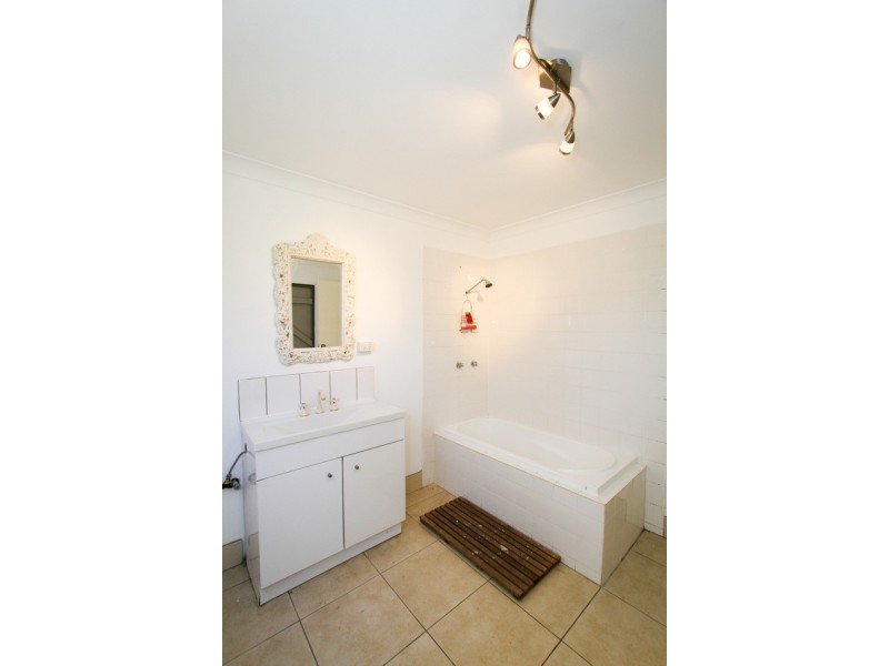 254 Streeter Drive, Agnes Water QLD 4677