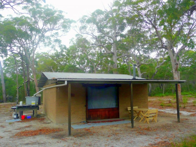 lot 42 Bootmaker, Round Hill QLD 4677