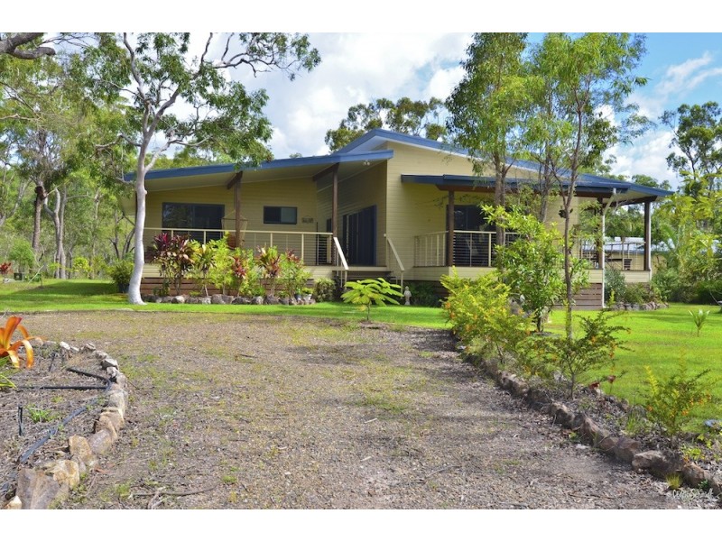 514 Davies Road, Captain Creek QLD 4677