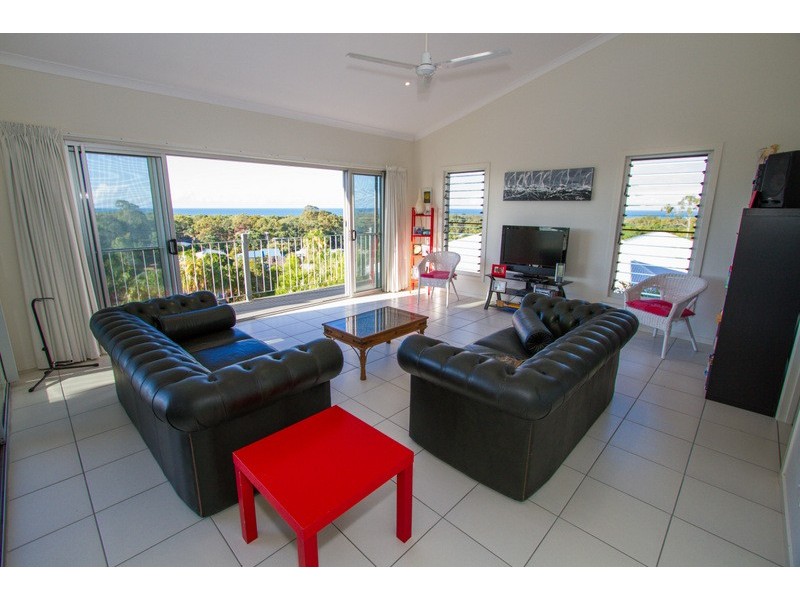 9 Whitby Place, Agnes Water QLD 4677