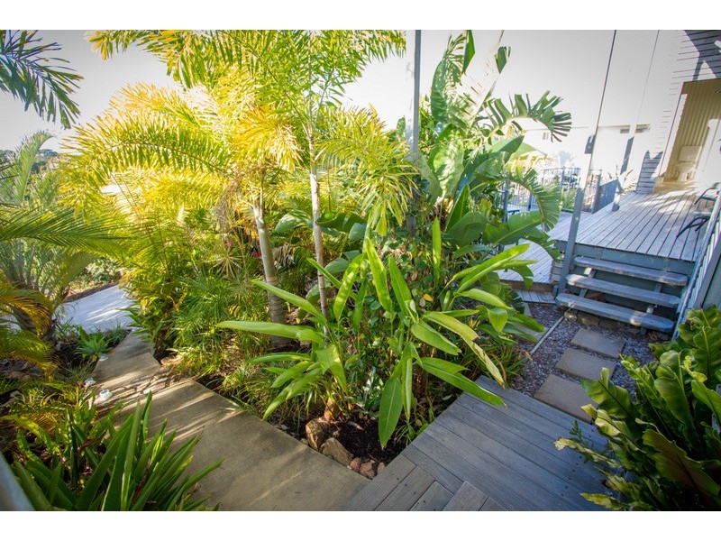 9 Whitby Place, Agnes Water QLD 4677