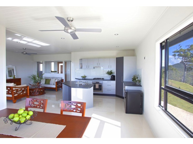 82 Seaspray Drive, Agnes Water QLD 4677