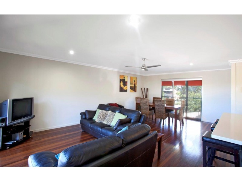 2/16 Starfish Street, Agnes Water QLD 4677