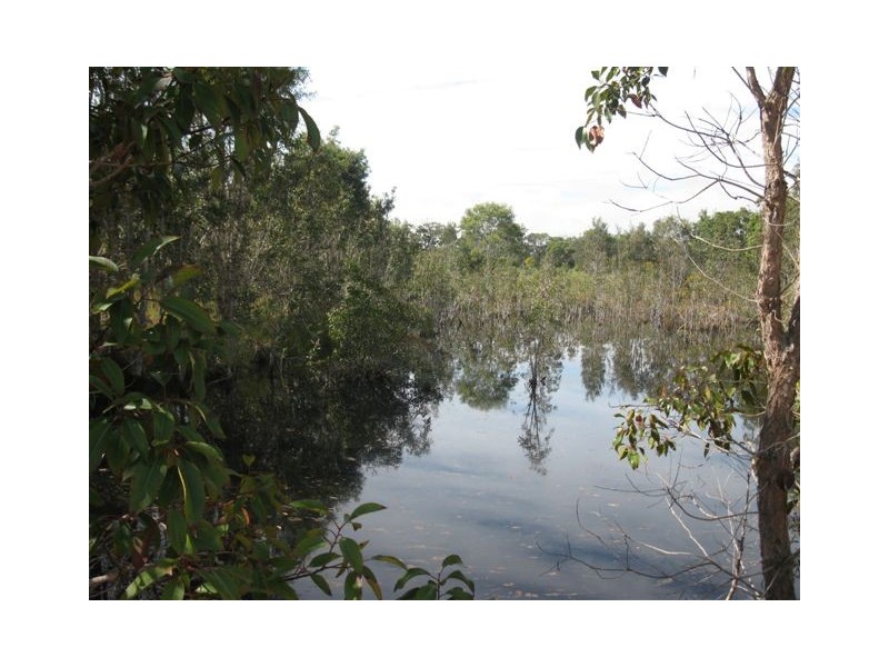 2385 Round Hill Rd, Round Hill QLD 4677