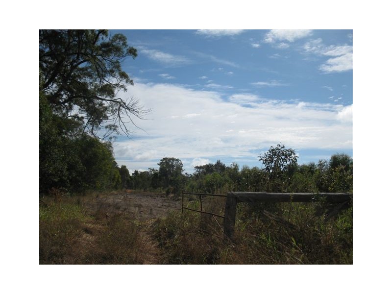 2385 Round Hill Rd, Round Hill QLD 4677