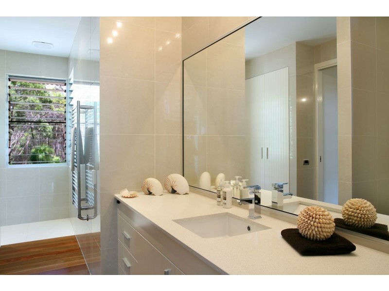 47 Bloodwood Ave Sth Sunrise, Agnes Water QLD 4677