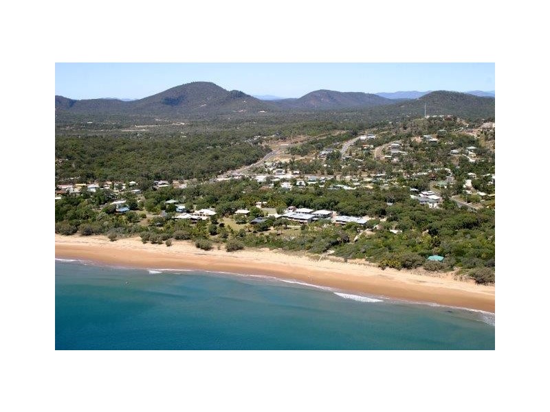 2 Whitby Place, Agnes Water QLD 4677