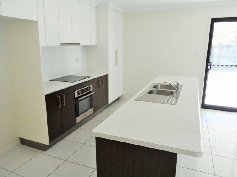 2 Whitby Place, Agnes Water QLD 4677