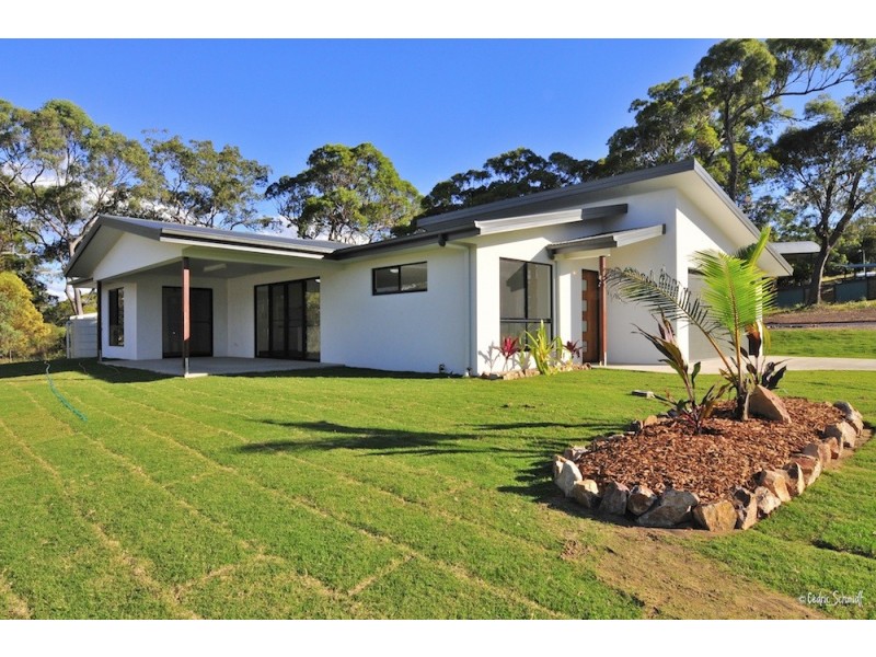 3 Seascape Close, Agnes Water QLD 4677