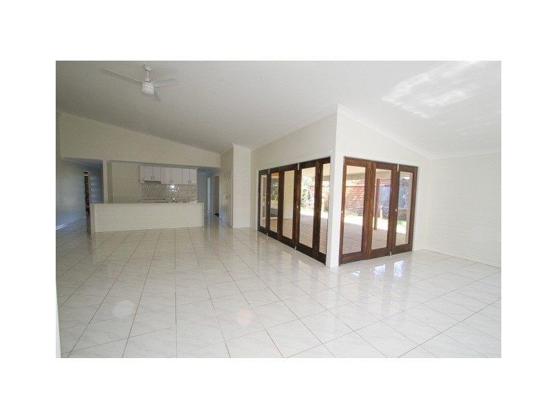 23 Captain Cook Drive, Agnes Water QLD 4677